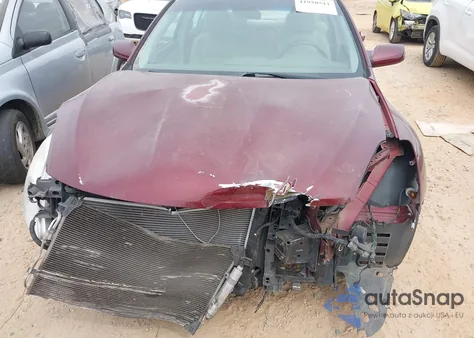 2010 Nissan Altima 2.5 S z USA, uszkodzony, nr VIN 1N4AL2AP4AN515970